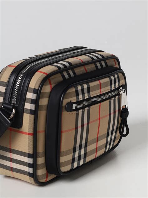 BURBERRY: Umhängetasche herren .